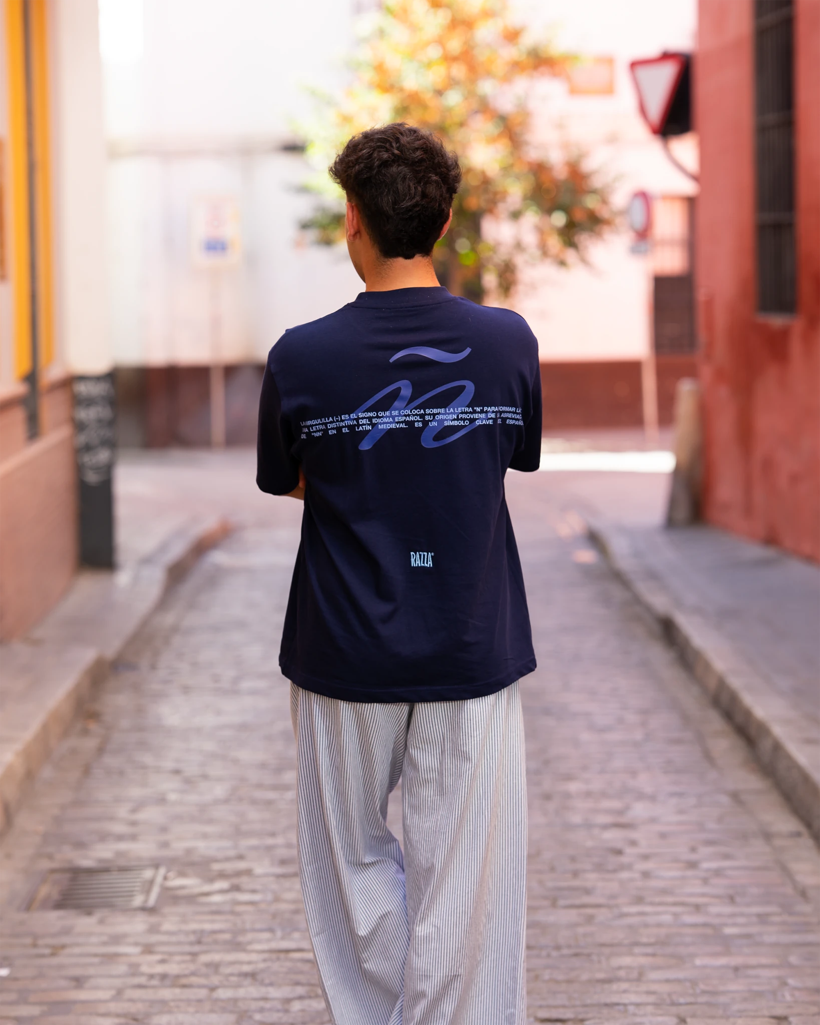 CAMISETA EÑE - RAZZA